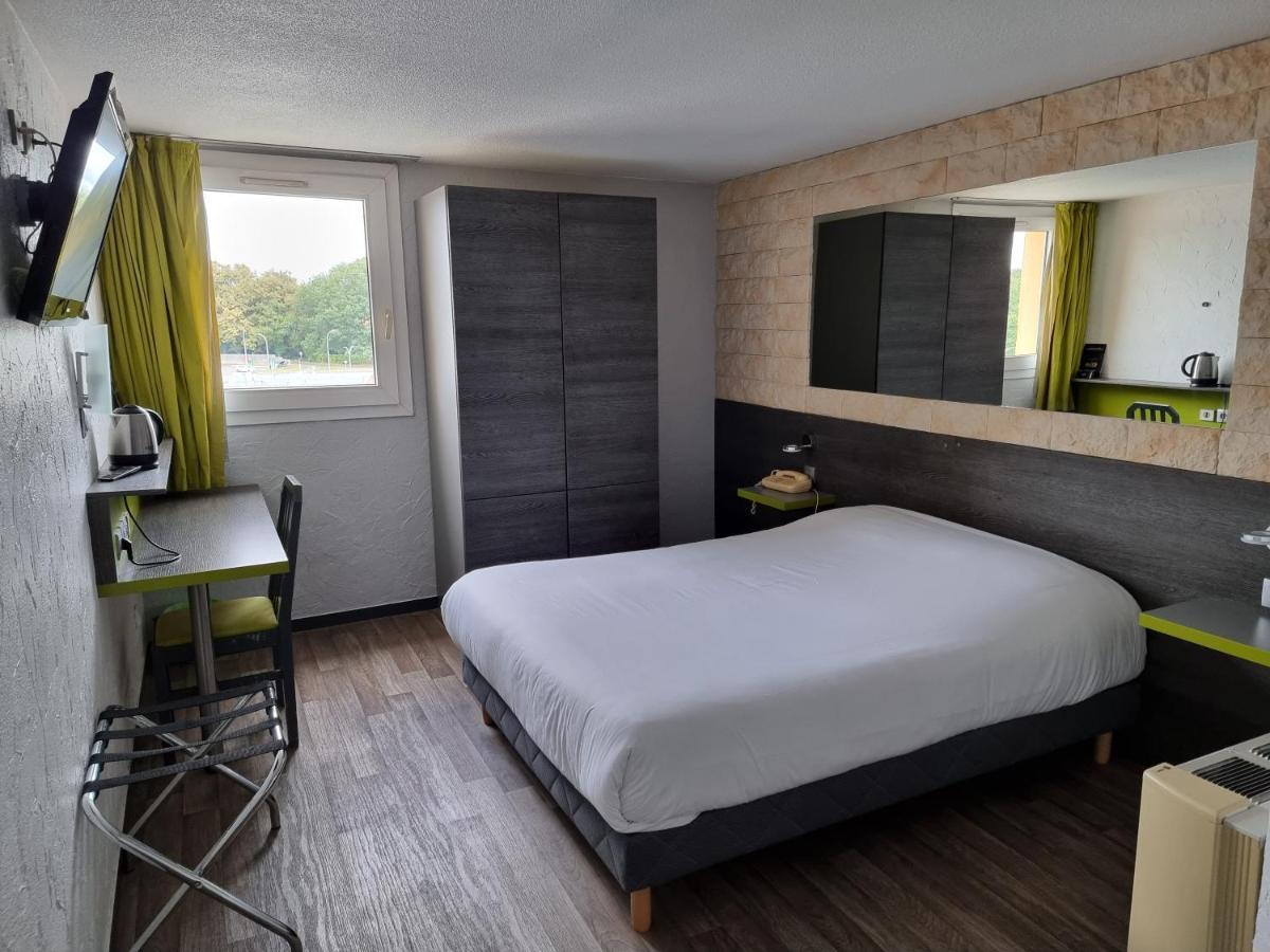 Hotel Restaurant Le Relais - Pau Nord Lons Екстериор снимка