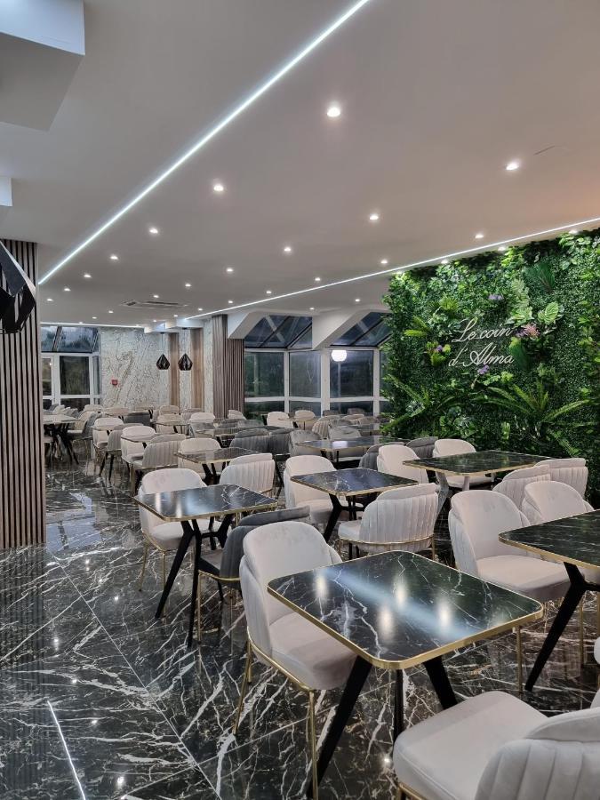 Hotel Restaurant Le Relais - Pau Nord Lons Екстериор снимка